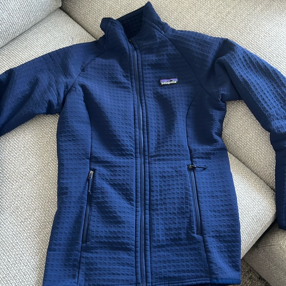 Patagonia Women’s Zipper Fleece (Navy, XS)
